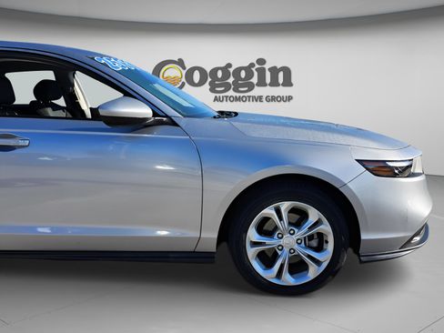 Certified 2023 Honda Accord LX image 29