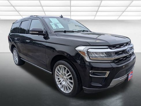 Used 2024 Ford Expedition Limited AWD/4WD image 1