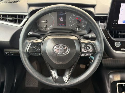 Used 2024 Toyota Corolla LE FWD image 11
