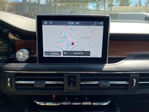 Used 2022 Lincoln Corsair Reserve w/ Equipment Group 201A AWD/4WD image 22
