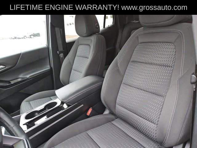 Used 2025 Chevrolet Equinox LT AWD/4WD image 17