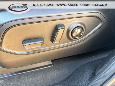 Used 2025 Jeep Grand Cherokee L Limited w/ Black Appearance Package image 11