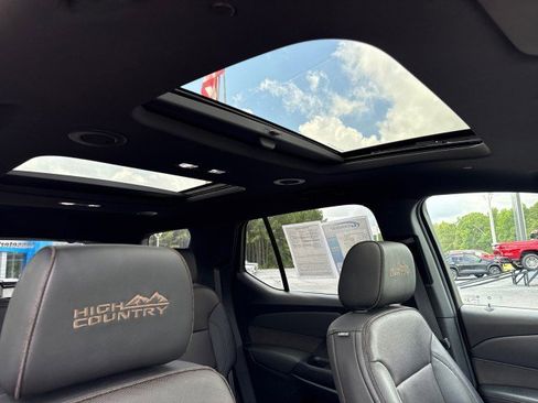 Used 2023 Chevrolet Traverse High Country w/ LPO, Floor Liner Package image 12