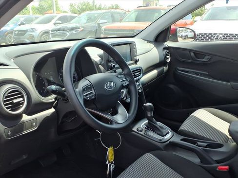 Used 2018 Hyundai Kona SE AWD/4WD image 19