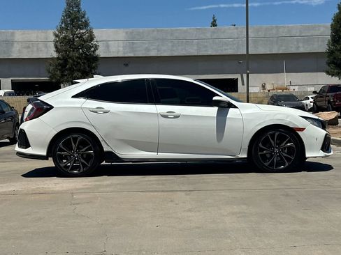Used 2019 Honda Civic Sport image 9