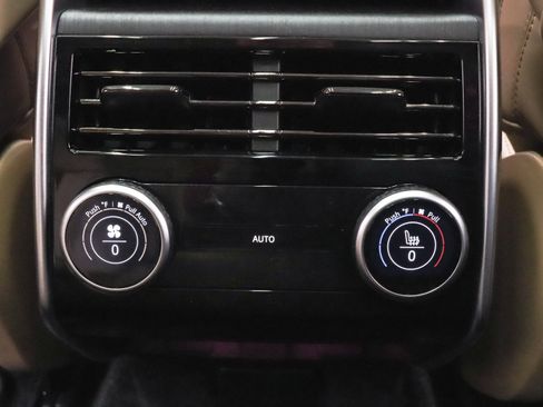 Used 2023 Land Rover Range Rover Long Wheelbase Autobiography image 53
