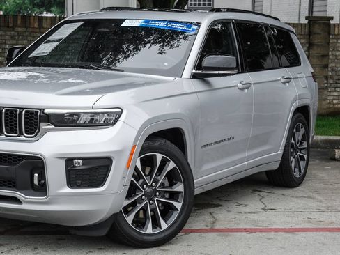 Used 2022 Jeep Grand Cherokee L Overland AWD/4WD image 14