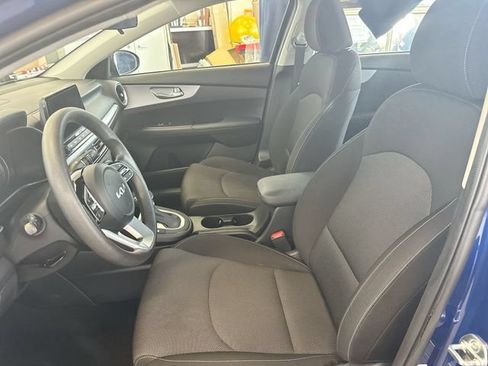 Certified 2024 Kia Forte LXS w/ LXS Technology Package FWD image 15