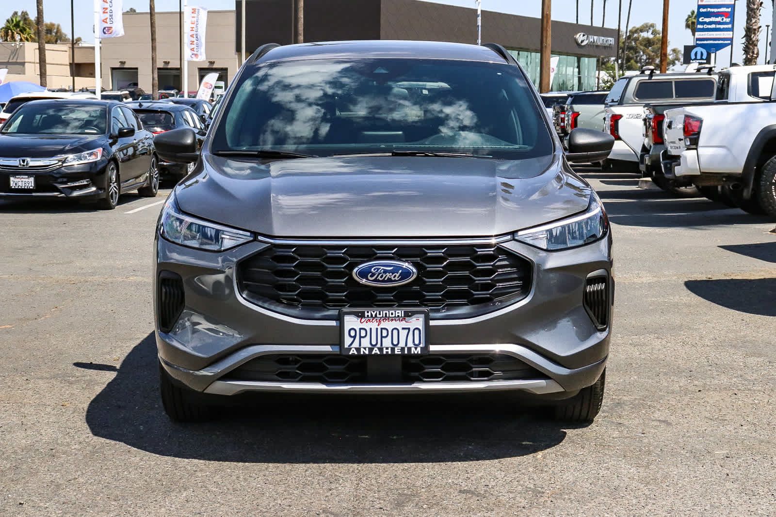 Used 2024 Ford Escape ST-Line w/ Equipment Group 301A FWD image 2