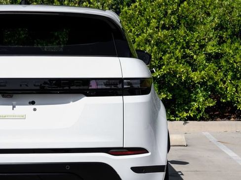 New 2026 Land Rover Range Rover Evoque S AWD/4WD image 59