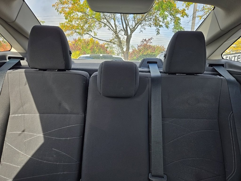 Used 2016 Ford Fiesta SE FWD image 29