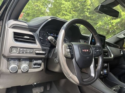 Used 2021 GMC Yukon AT4 w/ Rear Media and Nav Package AWD/4WD image 10