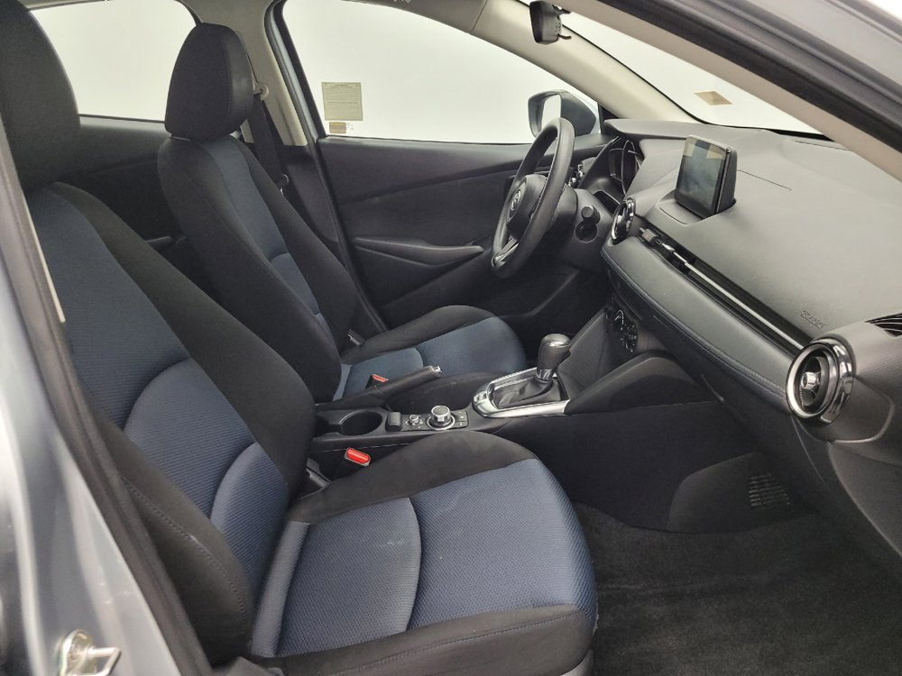 Used 2019 Toyota Yaris LE FWD image 21