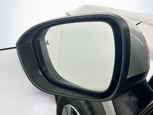 Used 2023 Nissan Rogue SV FWD image 16