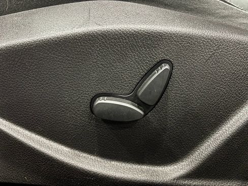 Used 2014 Ford Focus Titanium FWD image 13