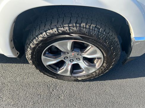 Used 2022 RAM 1500 Laramie image 31