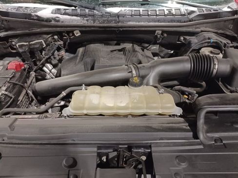 Used 2019 Ford F150 Limited w/ Trailer Tow Package image 9