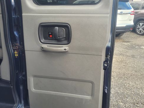 Used 2015 Chevrolet Express 3500 LT w/ LT Preferred Equipment Group image 25