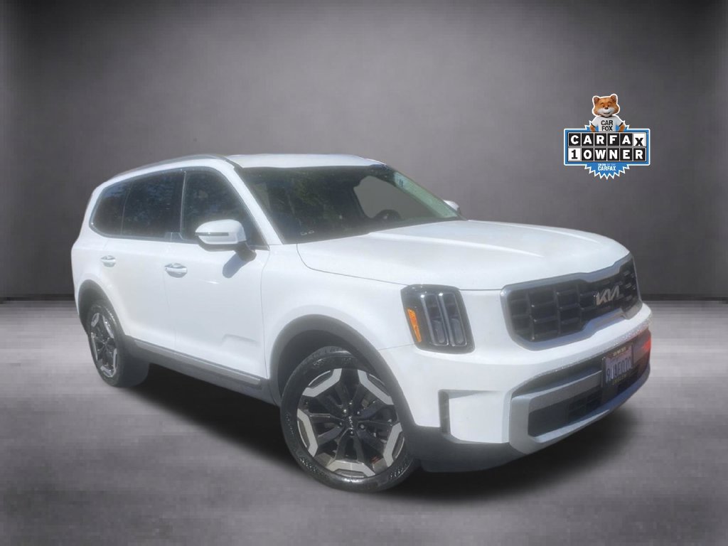Used 2024 Kia Telluride S FWD image 2