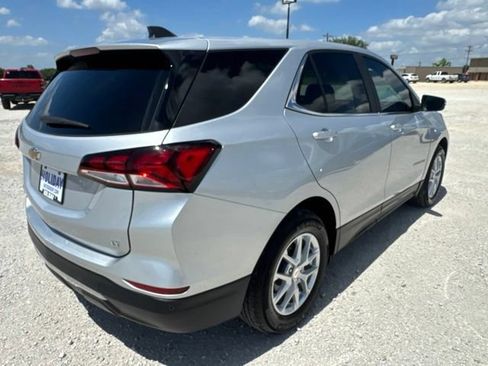 Used 2022 Chevrolet Equinox LT FWD image 7