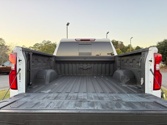 Used 2023 Chevrolet Silverado 1500 LT Trail Boss w/ LT Trail Boss Premium Package AWD/4WD image 21