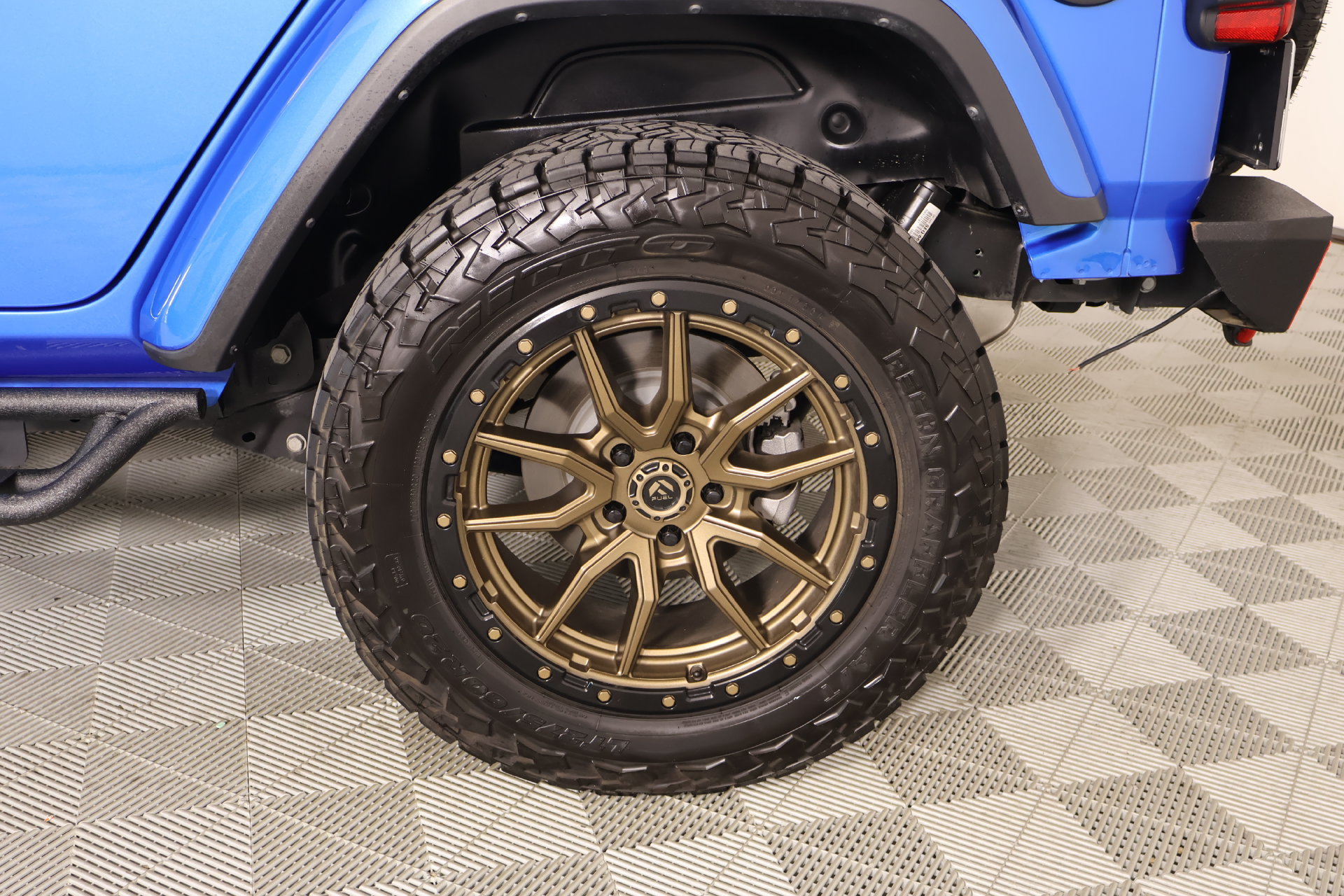 Used 2024 Jeep Wrangler Unlimited Sahara AWD/4WD image 18