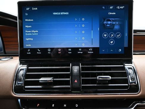 Used 2024 Lincoln Navigator L Reserve w/ Equipment Group 201A image 38