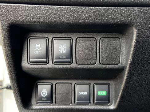 Certified 2021 Nissan Rogue Sport SV image 15