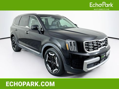 Used 2025 Kia Telluride S AWD/4WD image 1