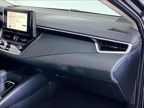 Used 2026 Toyota Corolla LE FWD image 19