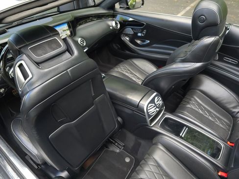 Used 2017 Mercedes-Benz S 550 Cabriolet image 22