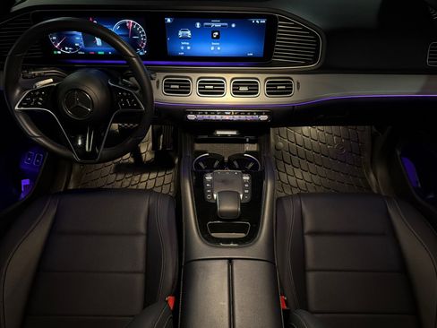 Used 2025 Mercedes-Benz GLE 450e 4MATIC image 12
