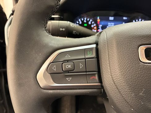 Used 2024 Jeep Compass Latitude AWD/4WD image 25