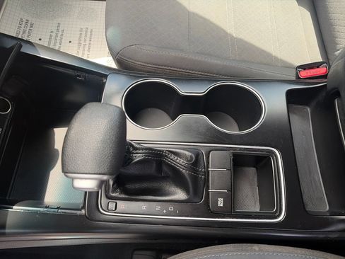 Used 2020 Kia Sorento L FWD image 23