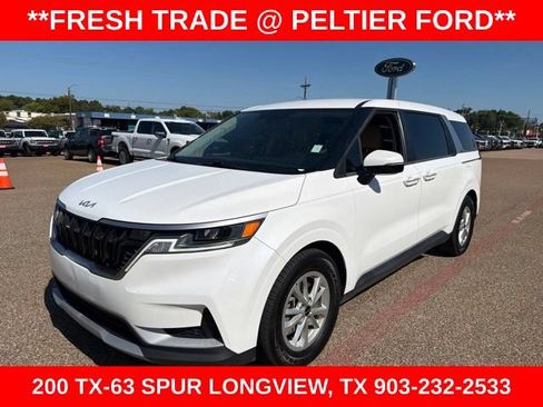 Used 2024 Kia Carnival LX FWD image 7