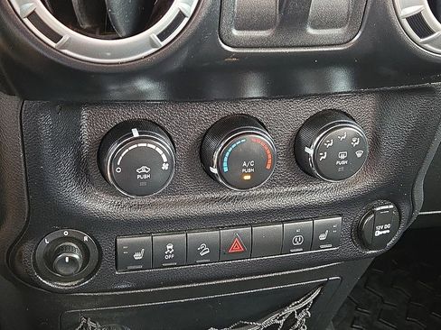 Used 2013 Jeep Wrangler Sahara w/ Connectivity Group AWD/4WD image 25