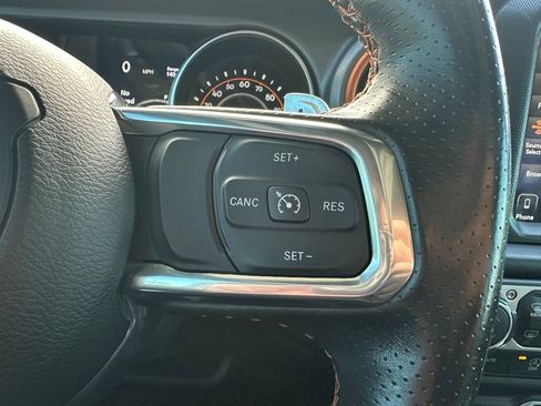 Used 2023 Jeep Gladiator Mojave w/ LED Lighting Group AWD/4WD image 23