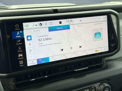 Used 2024 Jeep Wrangler Willys image 22