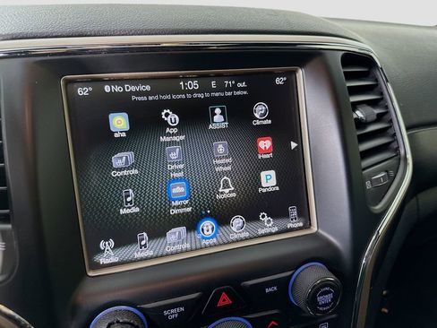 Used 2015 Jeep Grand Cherokee Altitude image 15