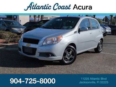 Used 2011 Chevrolet Aveo5 LT w/ Power and Convenience Package image 1