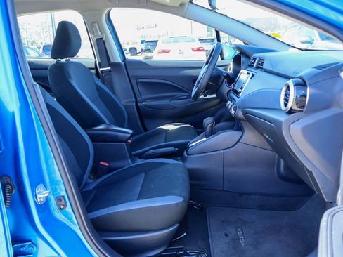 Used 2024 Nissan Versa SV image 8
