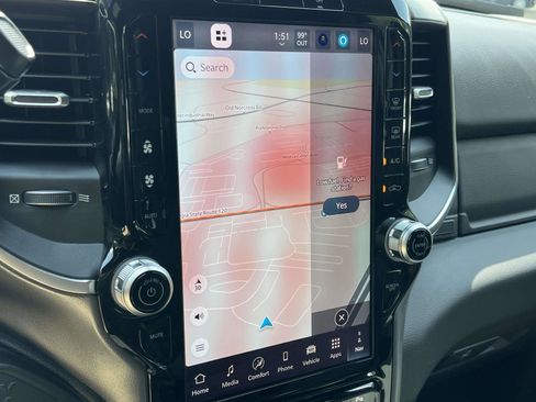 Used 2025 RAM 2500 Big Horn image 15