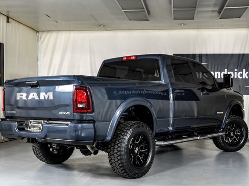 Used 2026 RAM 2500 Big Horn AWD/4WD image 9