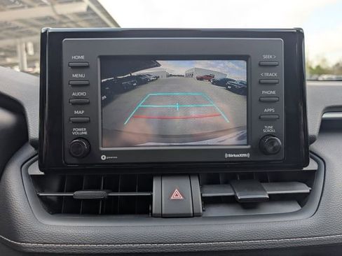 Used 2021 Toyota RAV4 LE image 16