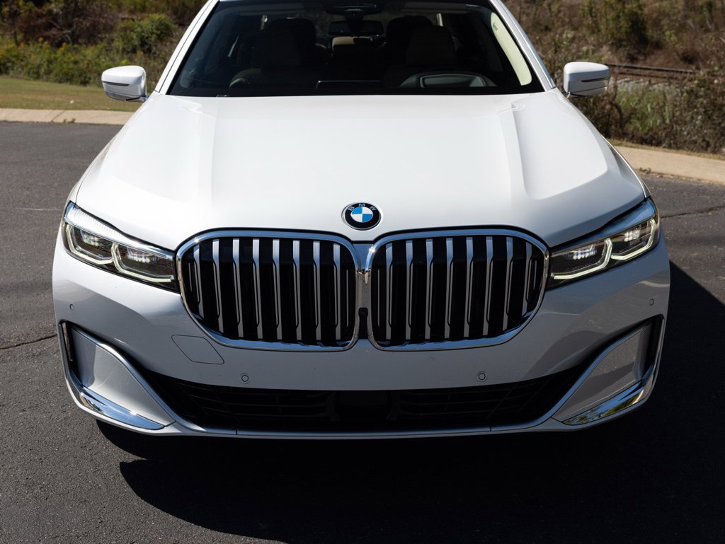 Used 2021 BMW 750i xDrive w/ Luxury Rear Seating Package AWD/4WD image 12