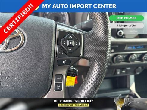 Certified 2022 Toyota Tacoma SR5 w/ Technology Package AWD/4WD image 16