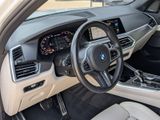 Used 2022 BMW X5 M50i w/ Parking Assistance Package image 4
