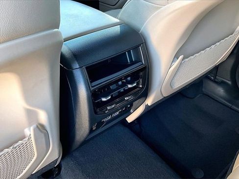 Used 2023 Jeep Grand Cherokee Limited w/ Trailer Tow Prep Group (B) image 25