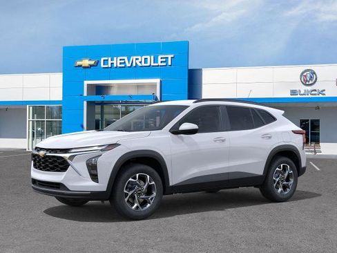 New 2026 Chevrolet Trax LT image 19