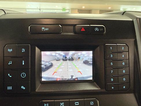 Used 2018 Ford F150 XLT image 17